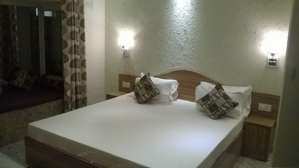 Shiv Shakti Hostel Rishikesh Ngoại thất bức ảnh